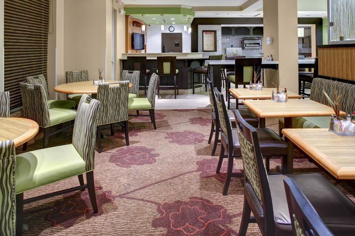 Imagen de la habitación del Hotel Hilton Garden Inn Atlanta North/alpharetta. Foto 8