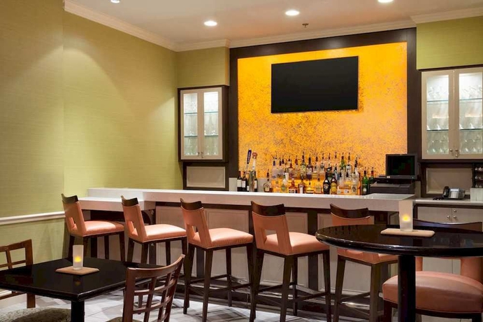 Imagen del bar/restaurante del Hotel Hilton Garden Inn Atlanta Northpoint. Foto 3
