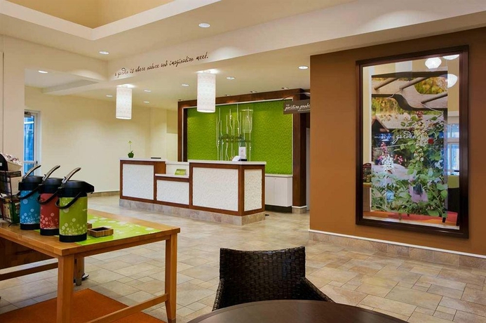 Imagen de los interiores del Hotel Hilton Garden Inn Auburn. Foto 13