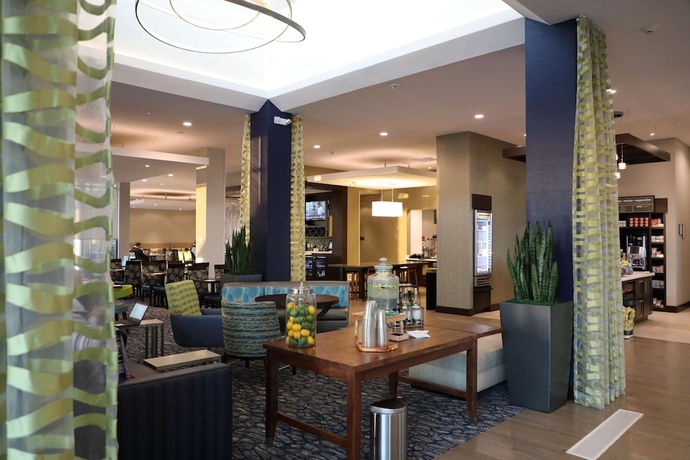 Imagen de los interiores del Hotel Hilton Garden Inn Austin Airport. Foto 15