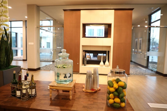 Imagen de los interiores del Hotel Hilton Garden Inn Austin Airport. Foto 17