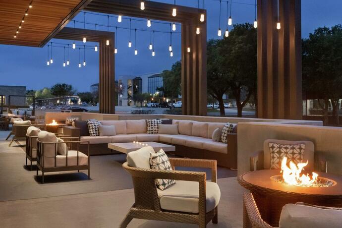 Imagen general del Hotel Hilton Garden Inn Austin North-Near the Domain, TX. Foto 18