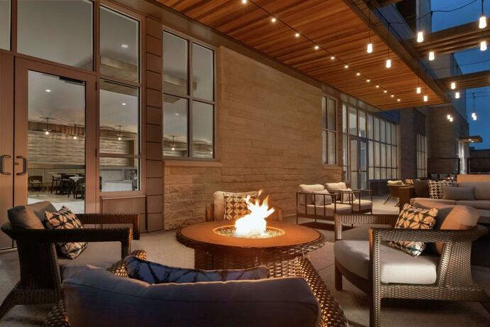 Imagen general del Hotel Hilton Garden Inn Austin North-Near the Domain, TX. Foto 22