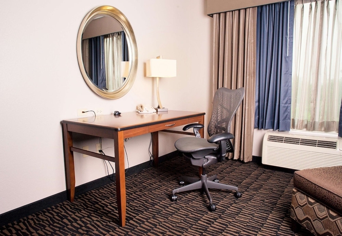 Imagen de la habitación del Hotel Hilton Garden Inn Austin Nw - Arboretum. Foto 4