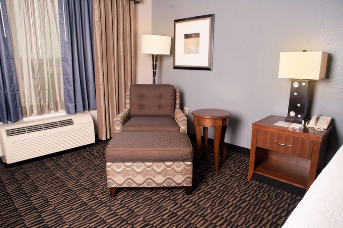 Imagen de la habitación del Hotel Hilton Garden Inn Austin Nw - Arboretum. Foto 7