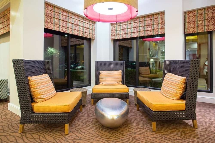 Imagen de los interiores del Hotel Hilton Garden Inn Avondale. Foto 8