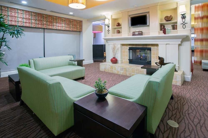 Imagen de los interiores del Hotel Hilton Garden Inn Avondale. Foto 9