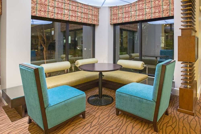 Imagen de los interiores del Hotel Hilton Garden Inn Avondale. Foto 10