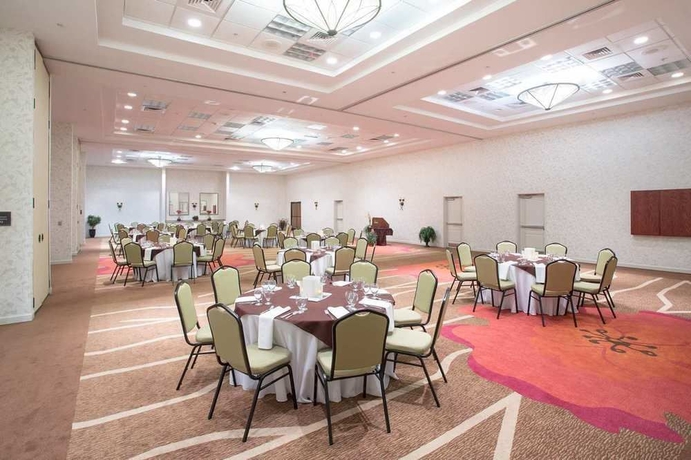 Imagen de los interiores del Hotel Hilton Garden Inn Avondale. Foto 12