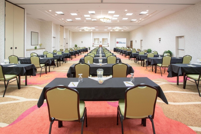 Imagen de los interiores del Hotel Hilton Garden Inn Avondale. Foto 13