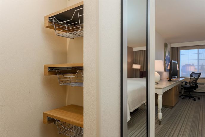Imagen de la habitación del Hotel Hilton Garden Inn Bakersfield. Foto 12
