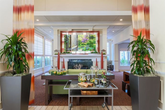 Imagen de los interiores del Hotel Hilton Garden Inn Bakersfield. Foto 15