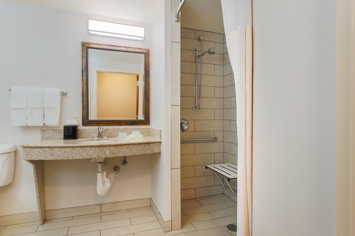 Imagen de la habitación del Hotel Hilton Garden Inn Bakersfield. Foto 14