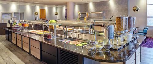 Imagen del bar/restaurante del Hotel Hilton Garden Inn Balikesir. Foto 5