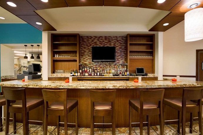Imagen del bar/restaurante del Hotel Hilton Garden Inn Baltimore Inner Harbor. Foto 5