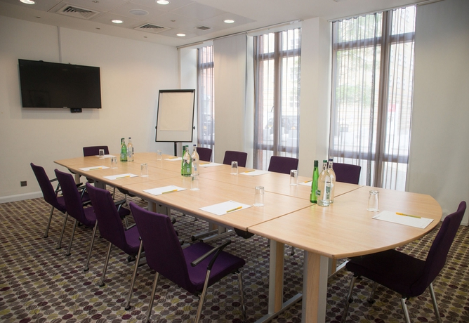 Imagen de los interiores del Hotel Hilton Garden Inn Birmingham Brindley Place. Foto 14