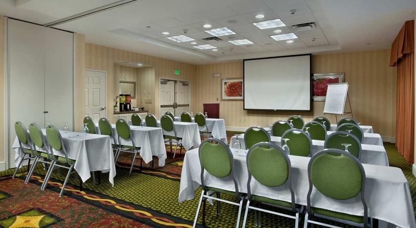 Imagen general del Hotel Hilton Garden Inn Birmingham/lakeshore Drive. Foto 13