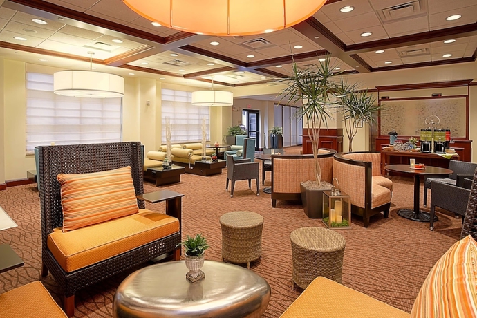 Imagen de los interiores del Hotel Hilton Garden Inn Bloomington. Foto 18