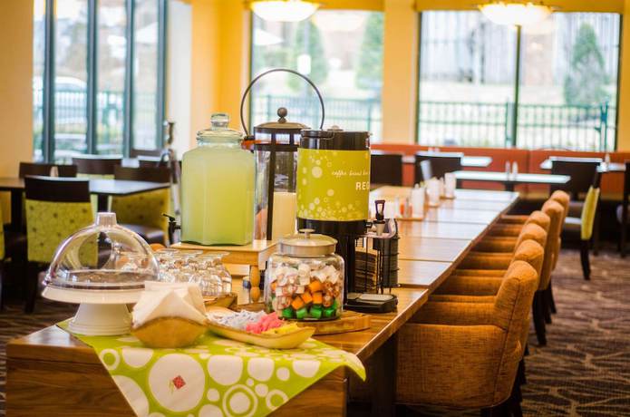 Imagen de los interiores del Hotel Hilton Garden Inn Bowling Green. Foto 14
