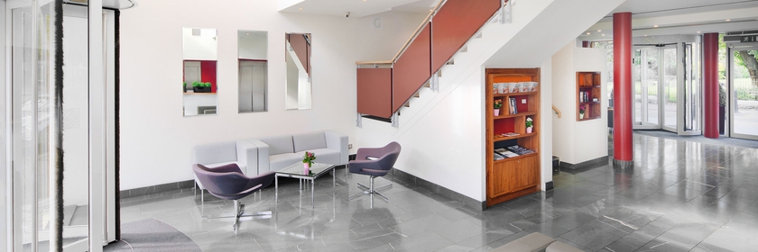 Imagen de los interiores del Hotel Hilton Garden Inn Bristol City Centre. Foto 7