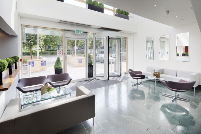 Imagen de los interiores del Hotel Hilton Garden Inn Bristol City Centre. Foto 8