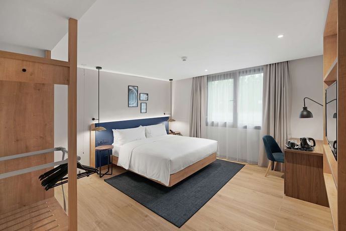 Imagen de la habitación del Hotel Hilton Garden Inn Bucharest Airport. Foto 7