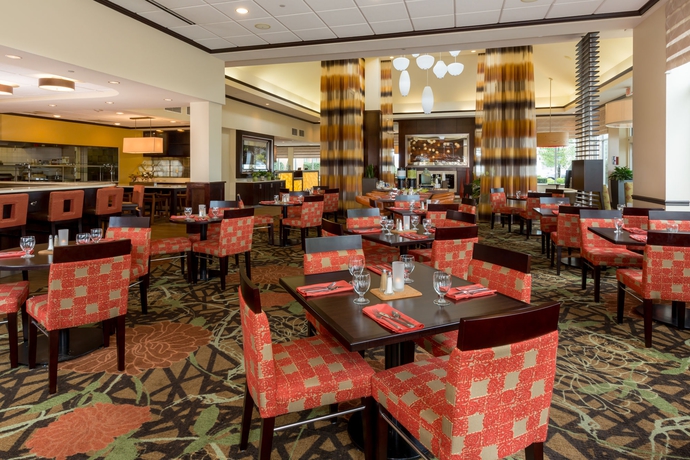 Imagen del bar/restaurante del Hotel Hilton Garden Inn Buffalo Airport. Foto 5