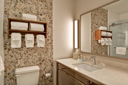 Imagen de la habitación del Hotel Hilton Garden Inn By Hilton Phoenix/tempe Asu Area. Foto 1