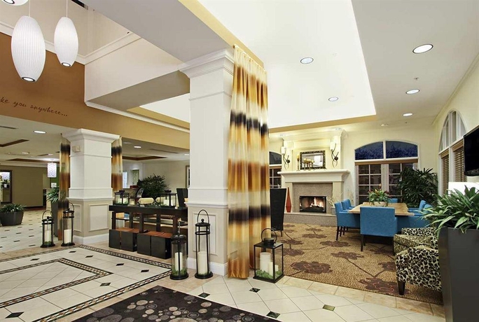 Imagen de los interiores del Hotel Hilton Garden Inn Calabasas. Foto 10