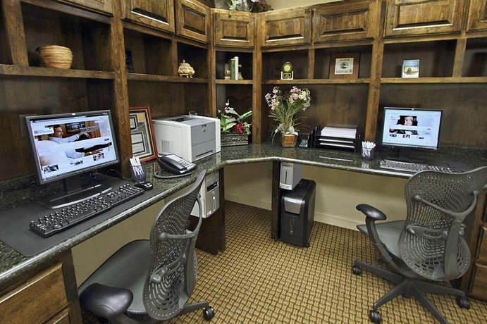 Imagen de los interiores del Hotel Hilton Garden Inn Calabasas. Foto 12