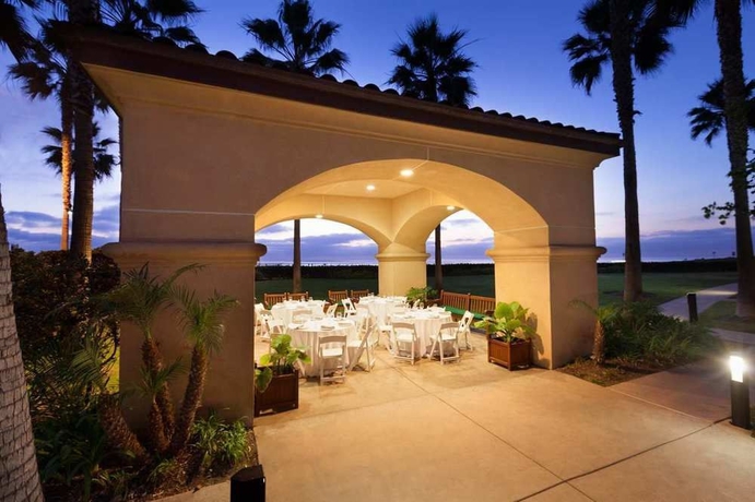 Imagen del bar/restaurante del Hotel Hilton Garden Inn Carlsbad Beach. Foto 3