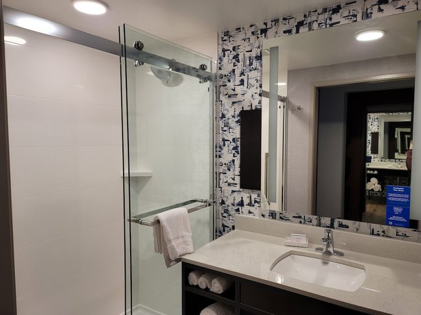 Imagen de la habitación del Hotel Hilton Garden Inn Cedar Rapids. Foto 5