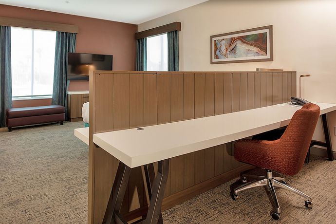 Imagen de la habitación del Hotel Hilton Garden Inn Chandler Downtown. Foto 8