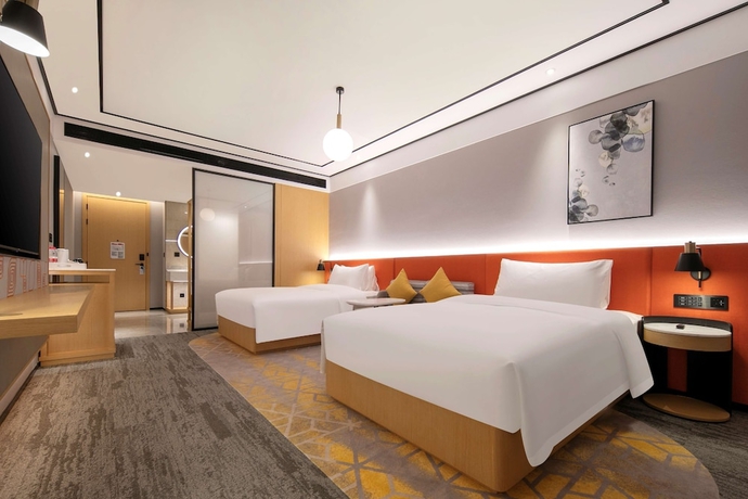 Imagen de la habitación del Hotel Hilton Garden Inn Changsha Yuelu. Foto 11