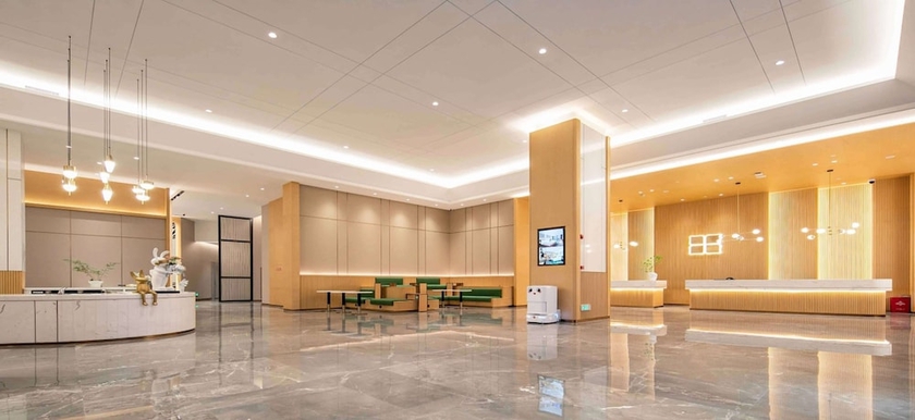 Imagen de los interiores del Hotel Hilton Garden Inn Changsha Yuelu. Foto 18