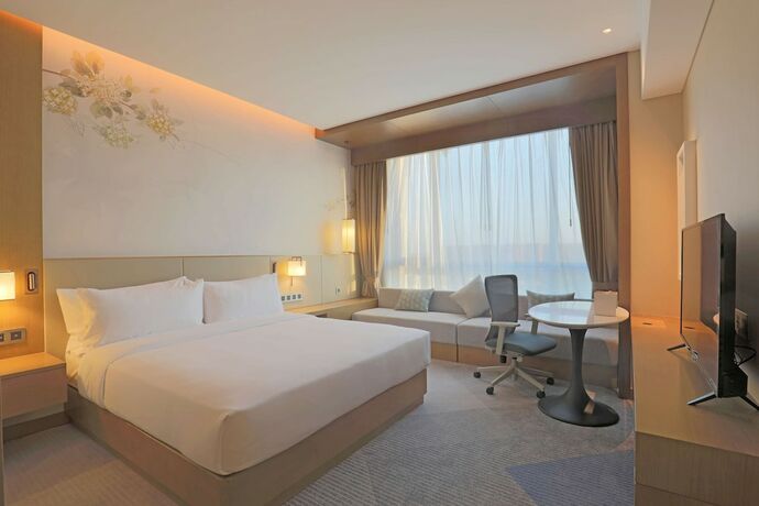 Imagen de la habitación del Hotel Hilton Garden Inn Changzhou Jintan. Foto 21