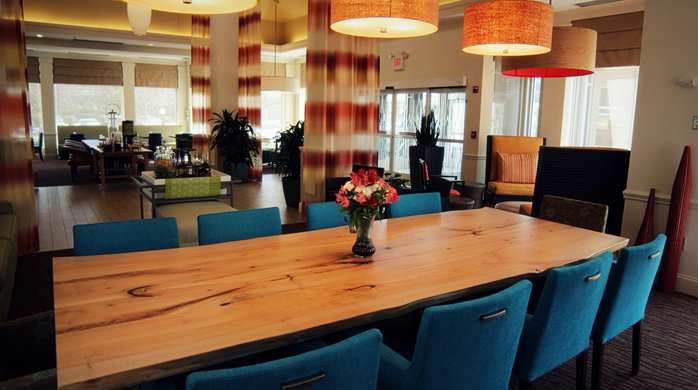 Imagen de los interiores del Hotel Hilton Garden Inn Charlotte North. Foto 5