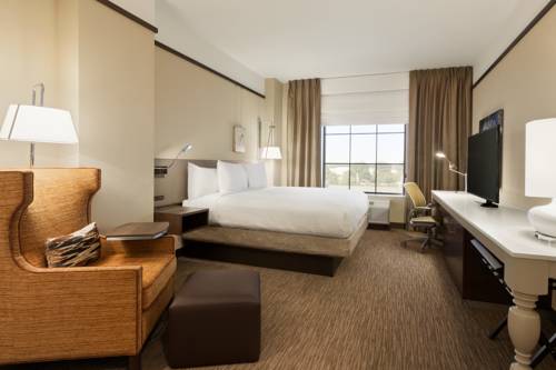 Imagen de la habitación del Hotel Hilton Garden Inn Charlotte Southpark. Foto 2