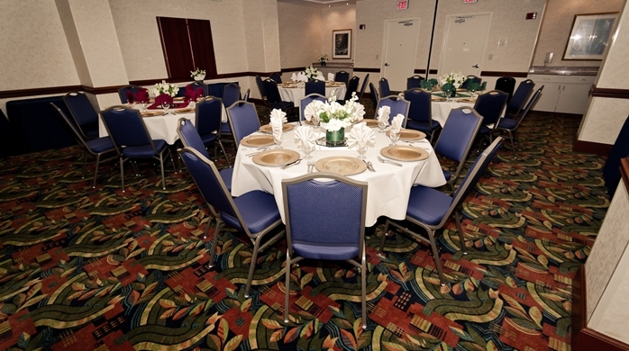 Imagen del bar/restaurante del Hotel Hilton Garden Inn Charlotte Uptown. Foto 2