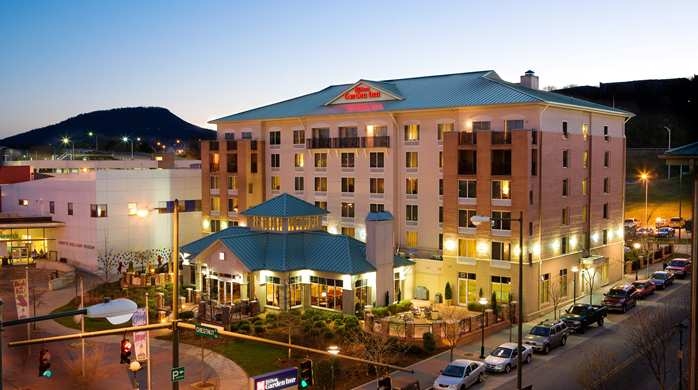 Imagen general del Hotel Hilton Garden Inn Chattanooga Downtown. Foto 1