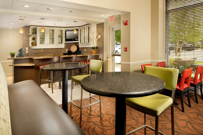 Imagen del bar/restaurante del Hotel Hilton Garden Inn Chattanooga/hamilton Place. Foto 3