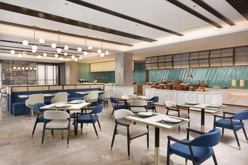 Imagen general del Hotel Hilton Garden Inn Chengdu Chunxi Road Center. Foto 10