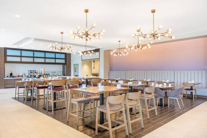 Imagen del bar/restaurante del Hotel Hilton Garden Inn Chicago Central Loop. Foto 4