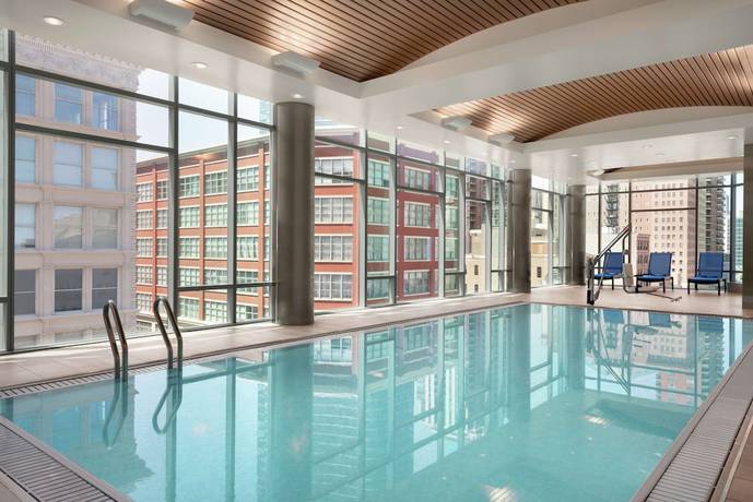 Imagen de la piscina del Hotel Hilton Garden Inn Chicago Downtown South Loop. Foto 20