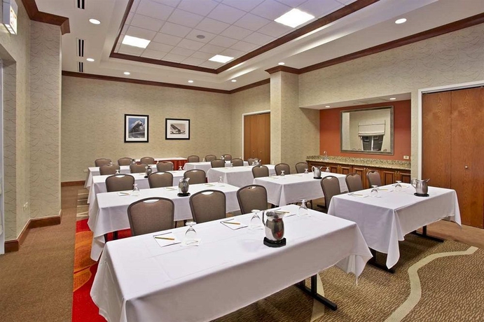 Imagen de los interiores del Hotel Hilton Garden Inn Chicago/midway Airport. Foto 11