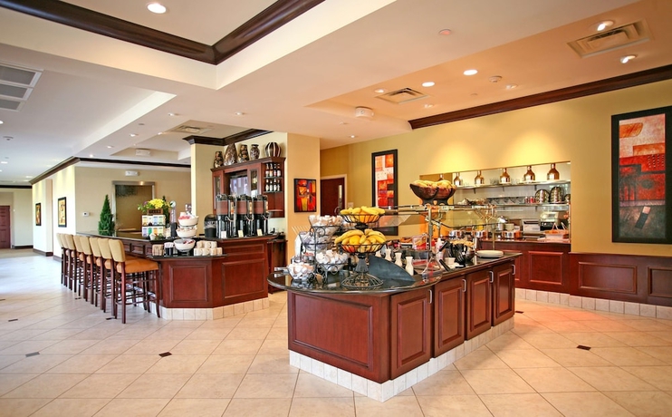 Imagen del bar/restaurante del Hotel Hilton Garden Inn Cincinnati Blue Ash. Foto 5