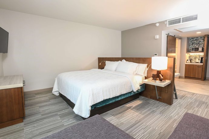 Imagen de la habitación del Hotel Hilton Garden Inn Cincinnati Midtown, Cincinnati. Foto 2