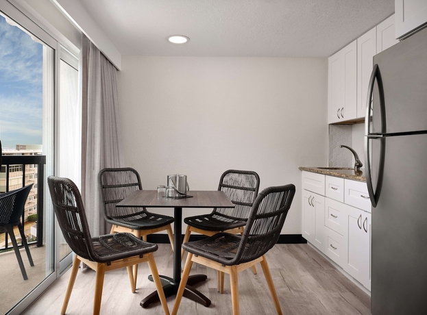 Imagen de la habitación del Hotel Hilton Garden Inn Cocoa Beach Oceanfront. Foto 13