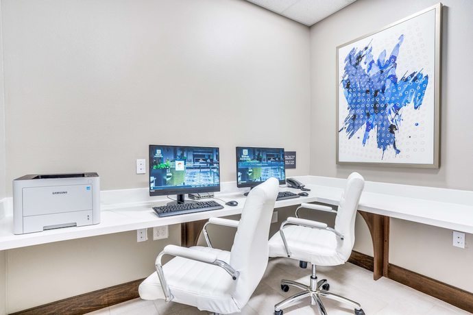 Imagen de los interiores del Hotel Hilton Garden Inn Dallas Central Expy North Park Area, Tx. Foto 19