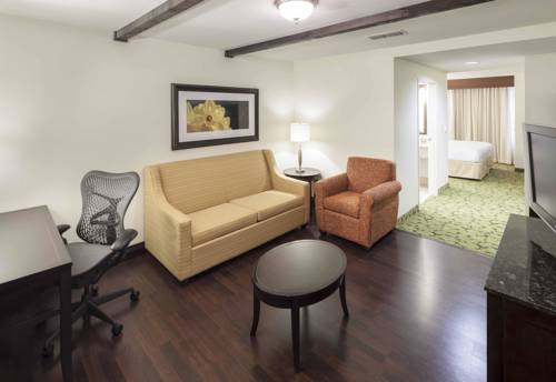 Imagen de la habitación del Hotel Hilton Garden Inn Dallas Lewisville. Foto 3